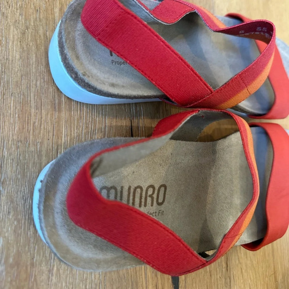 Munro ombré comfort sandal made in the USA - Picture 6 of 8